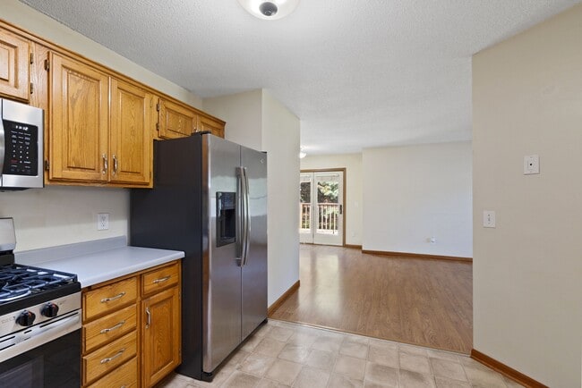 Building Photo - 1711 Slater Ln