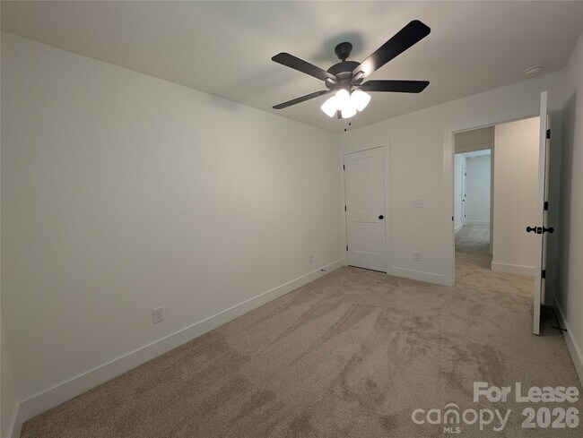 Building Photo - 1413 Arden Ave