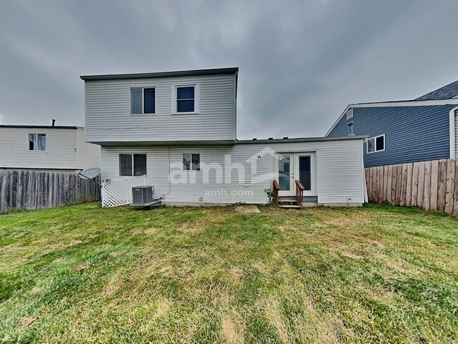 Building Photo - 3559 High Creek Dr