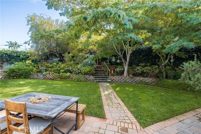 Building Photo - 301 Via Linda Vista