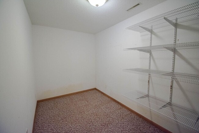 Building Photo - 919 Baird Ln NE