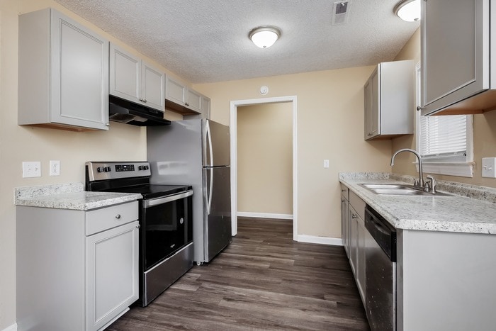 Building Photo - 403 Oxford Rd