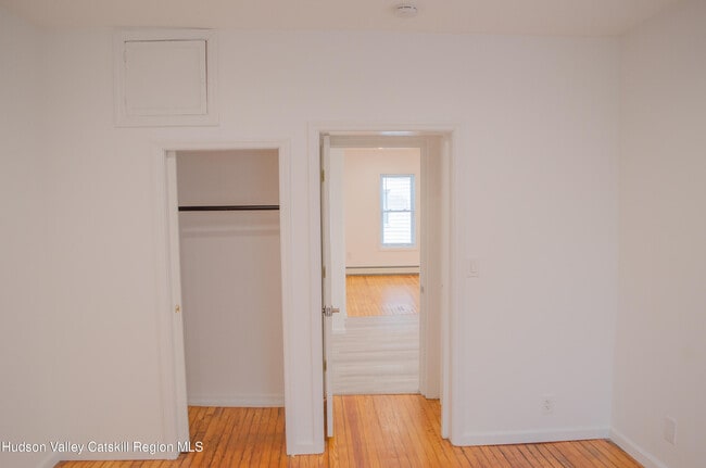 Building Photo - 152 St James St