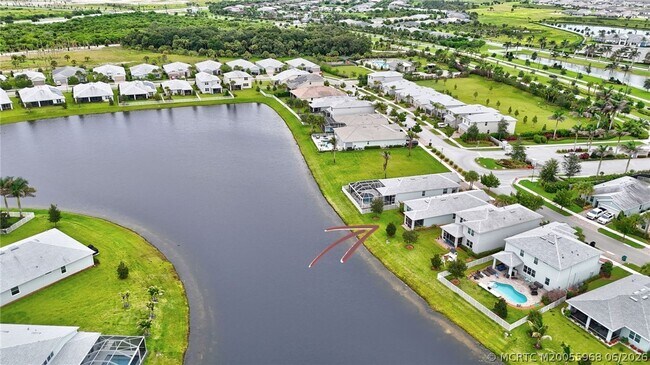 Building Photo - 10214 SW Captiva Dr
