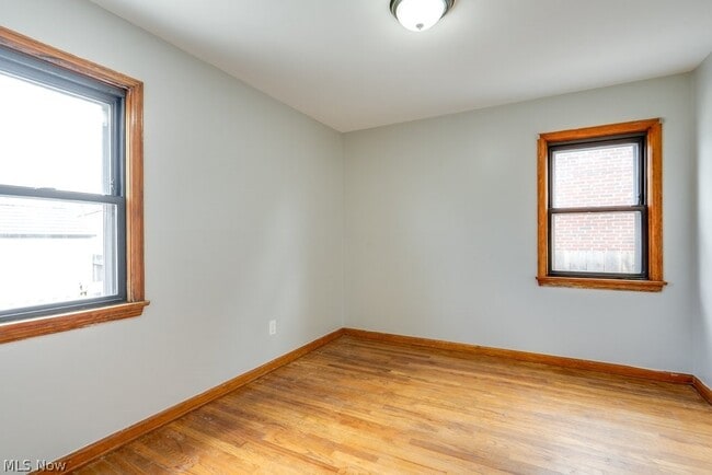 Building Photo - 8514 Deerfield Dr