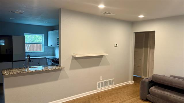 Building Photo - 11743 Broadmoor Dr