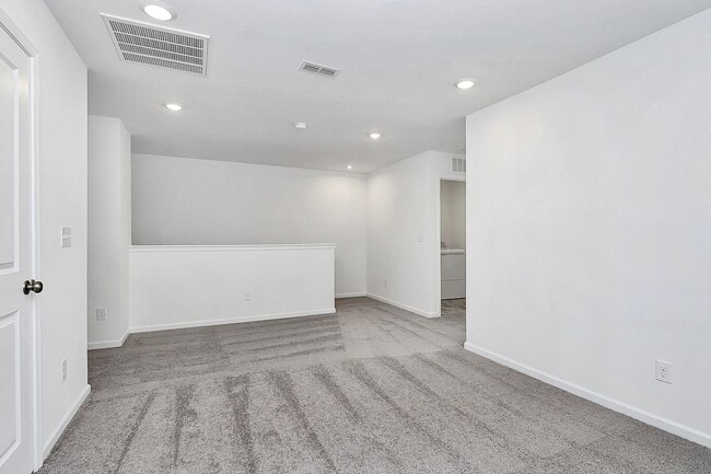 Building Photo - Brand NEW Townhome for RENT!