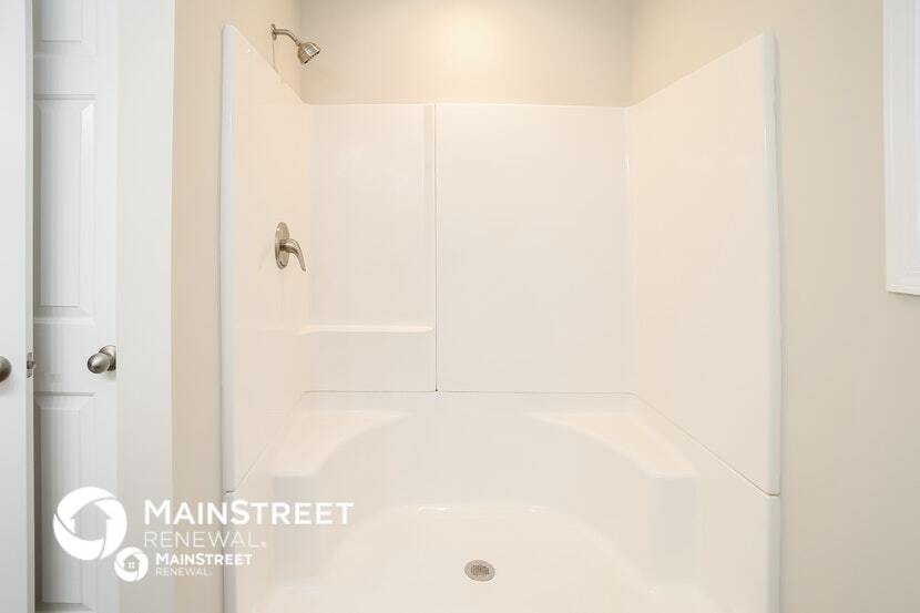 Building Photo - 83 Greatwood Dr