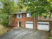 Building Photo - 1447 Beverly Dr