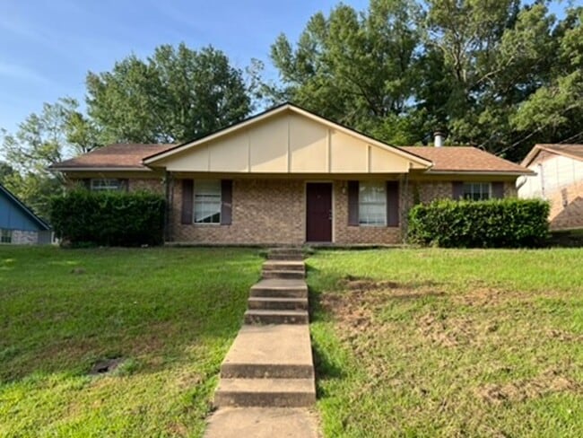 Primary Photo - 1206 Chad St