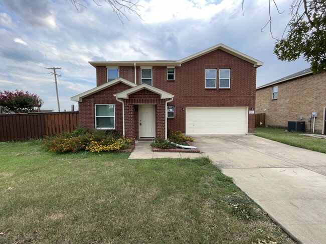 Primary Photo - 2403 Silverado Trail