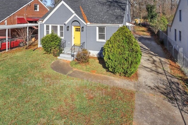 Building Photo - 2616 Northview Ave