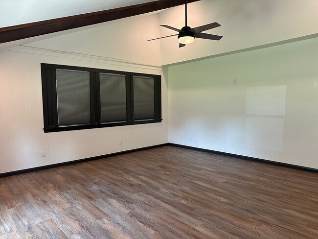 Building Photo - Welcome to country living with a fresh, modern twist.