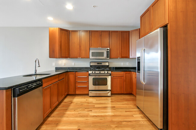 Kitchen-1 - 836 Park Ave