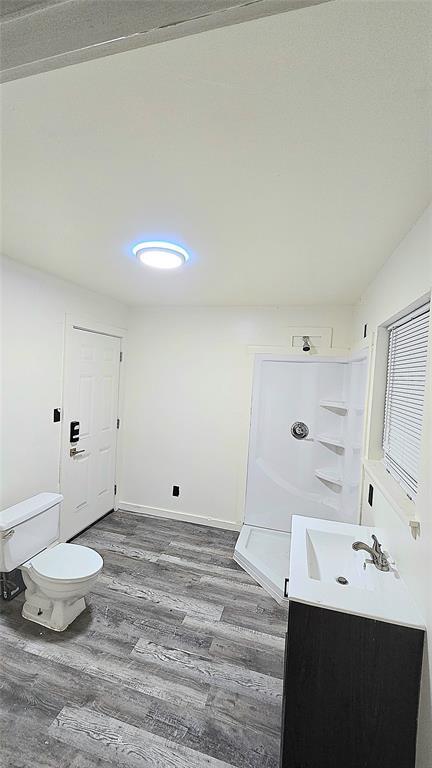 Building Photo - 1530 E 52nd St N