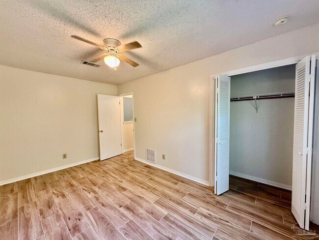 Building Photo - 1516 Portside Dr