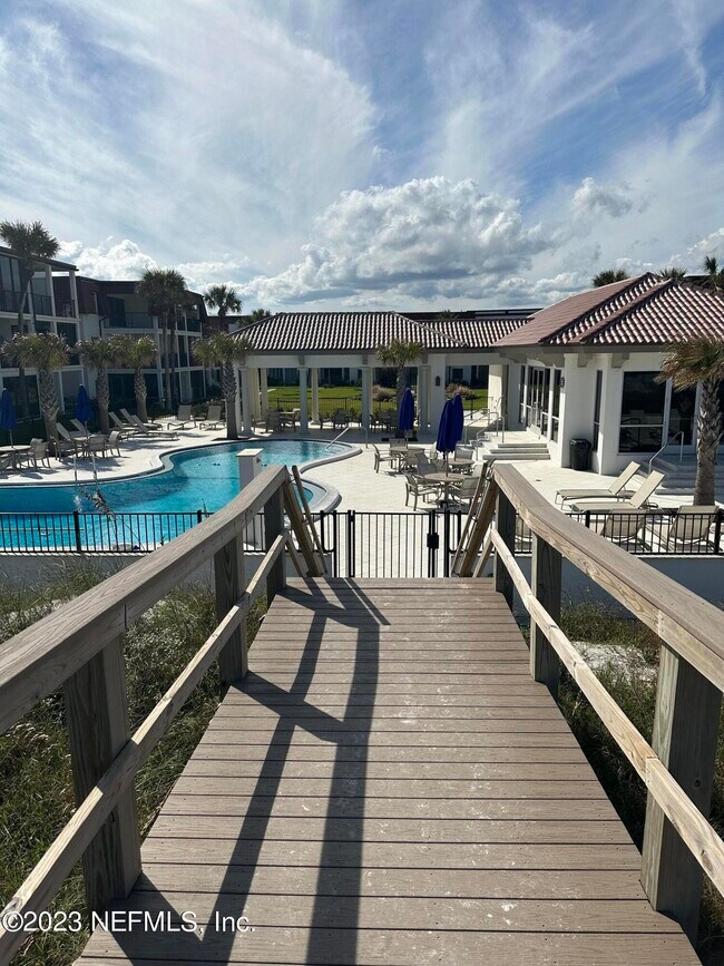 Building Photo - 2329 Costa Verde Blvd