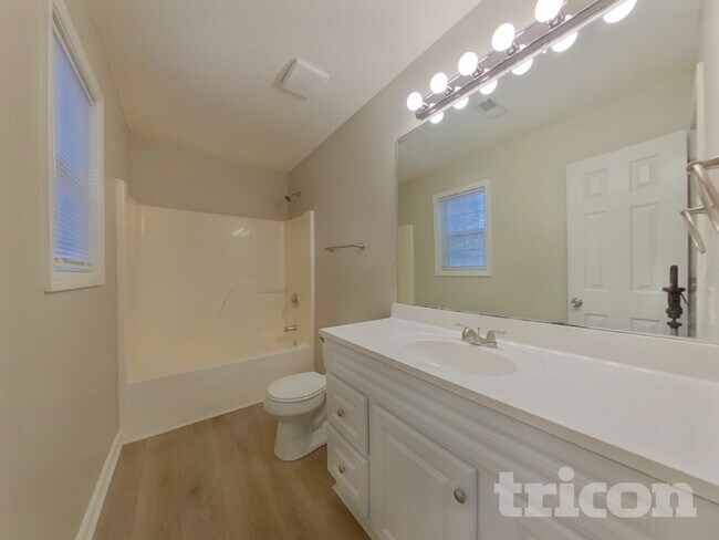 Building Photo - 604 Southern Trace Crossing