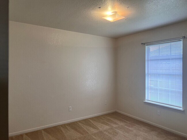 Building Photo - 2306 Basalt Dr. - Call LONGHORN PROPERTIES...