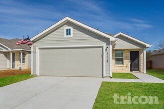 Building Photo - 5118 Everett Loop