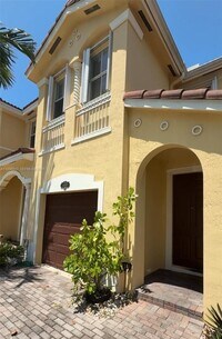 Building Photo - 14905 SW 8th Terrace