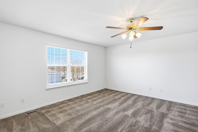 Building Photo - 3509 La Mesa Dr