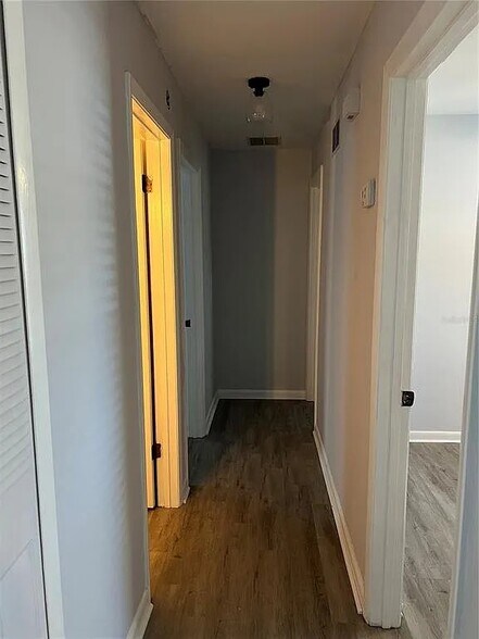Hallways - 261 Deleon Rd