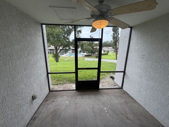 Building Photo - Spacious 3 Bedroom Townhome with Garage in Altamonte Springs
