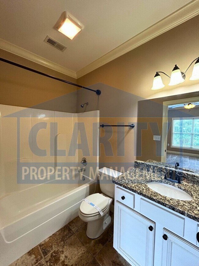 Building Photo - 109 Belle Chase Wy NE
