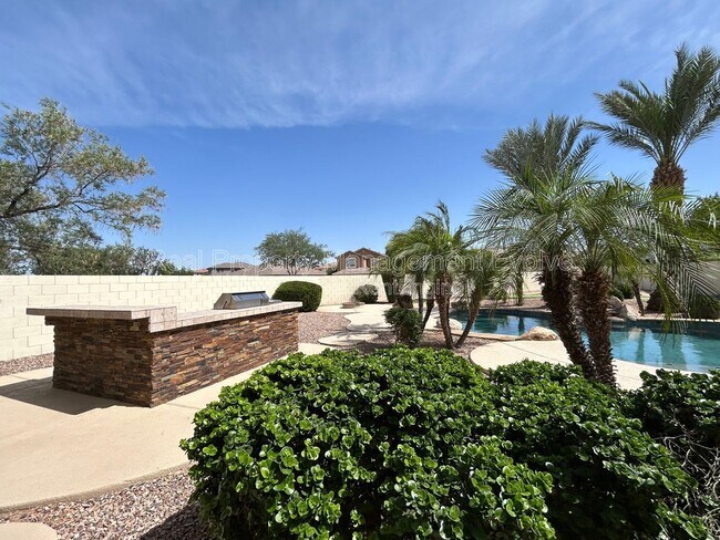 Building Photo - 9707 S 45th Ave