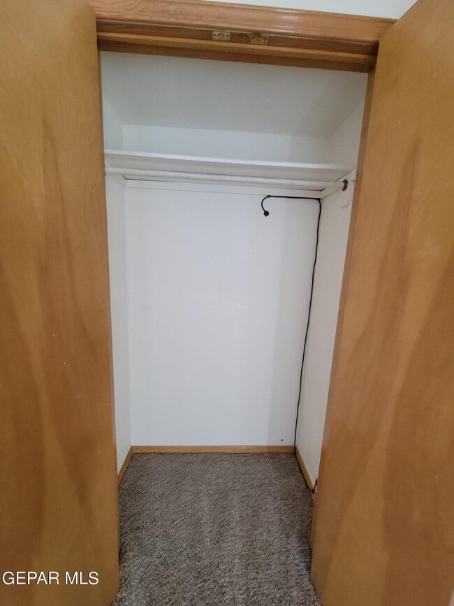 Building Photo - 6920 Imperial Ridge Dr