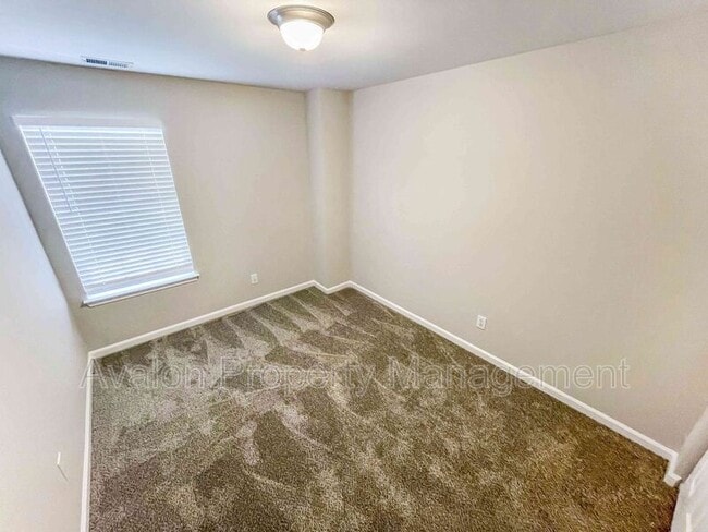 Building Photo - 4682 Liberty Square Dr