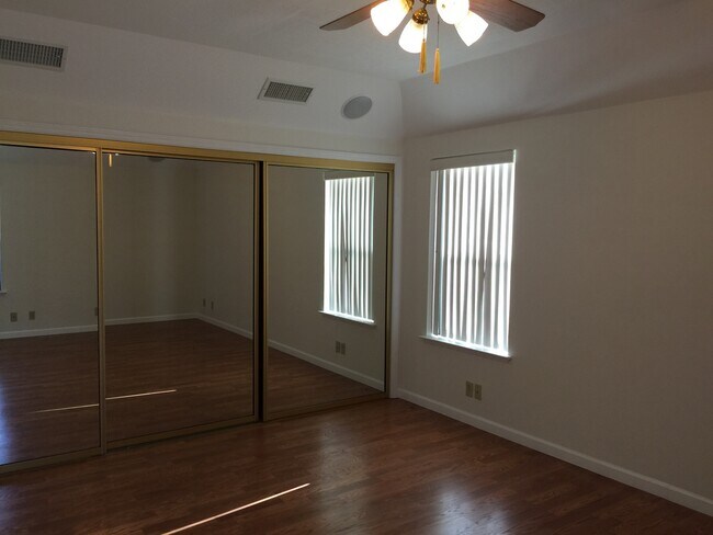 Building Photo - 8347 N 4th St