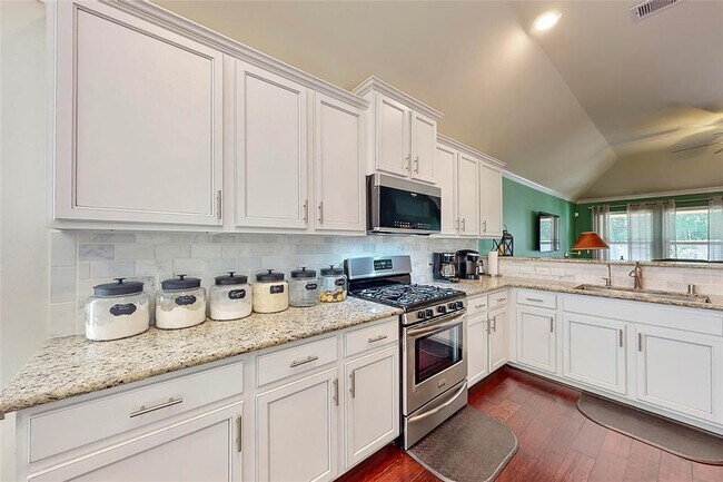 Building Photo - 907 S Chamfer Way