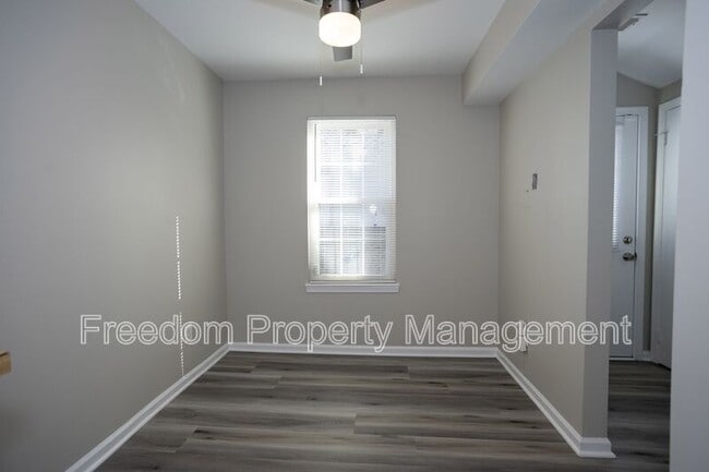 Building Photo - 16326 Taconic Cir