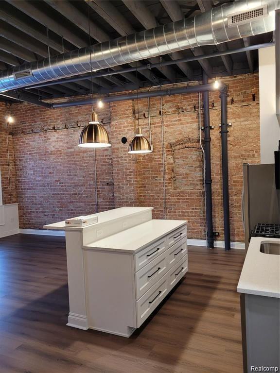 Building Photo - 6 N Washington St