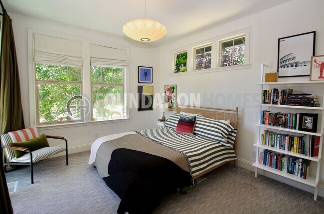Building Photo - Mill Valley Retreat with Views, Luxury Fin...