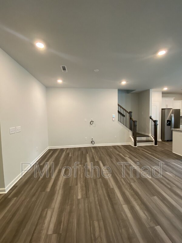 Building Photo - 4006 Beckton Trl