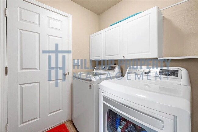 Building Photo - 4 Bed, 2 Bath Home with 2-Car Garage in North Nampa