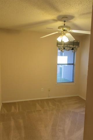 Building Photo - 557 Grace Dr