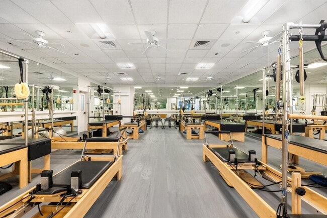 Building Photo - 17099 Ryton Ln