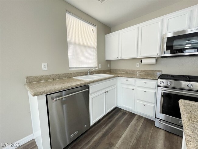 Building Photo - 10353 Talking Tree Ave