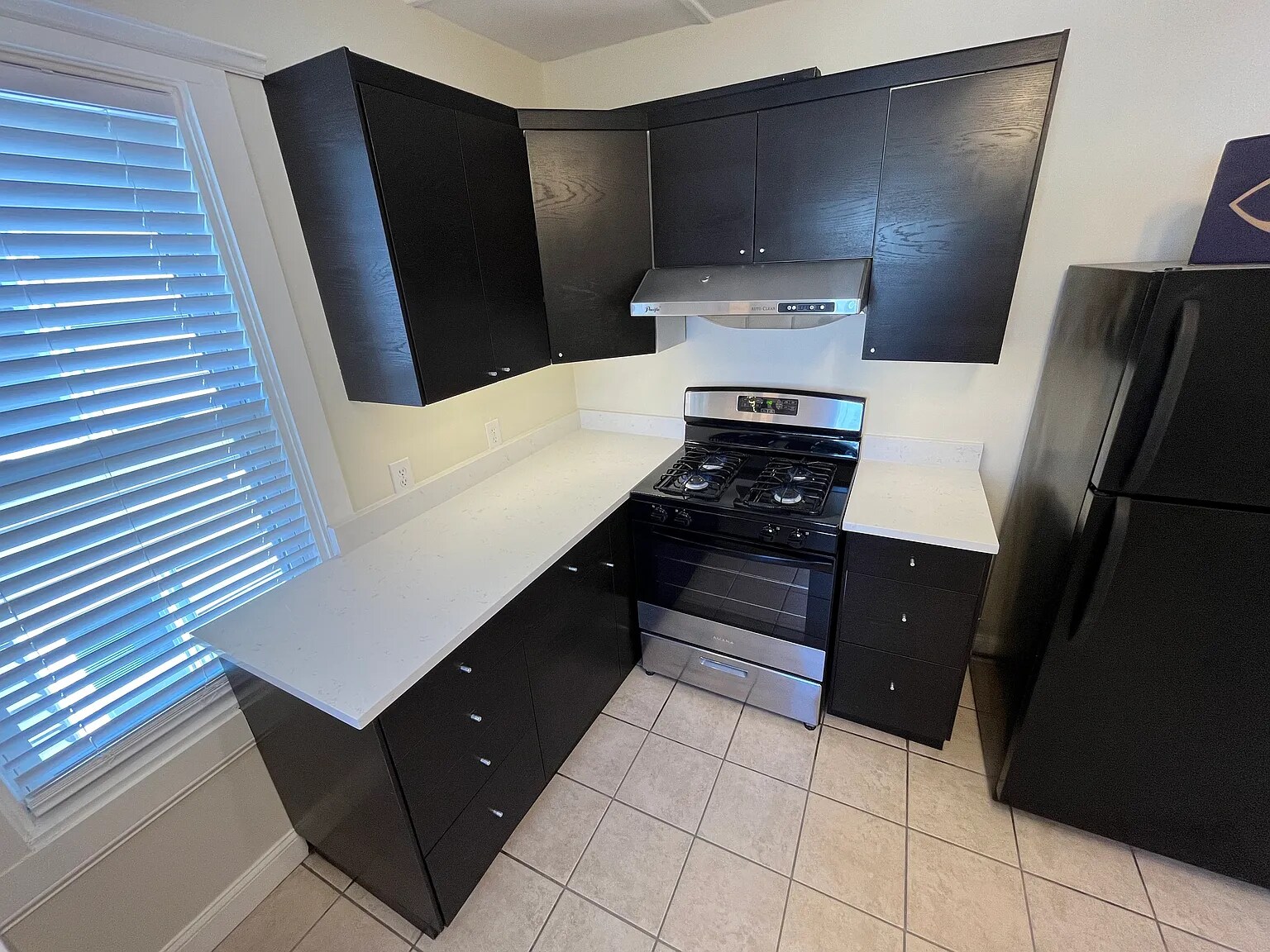 Building Photo - 29 Watts St