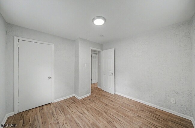 Building Photo - 1019 Rivington St