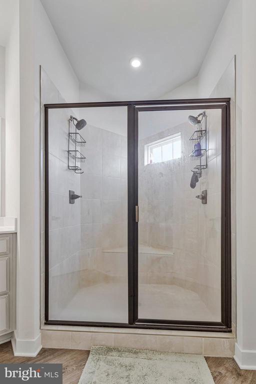 Building Photo - 10910 Presidential Pkwy