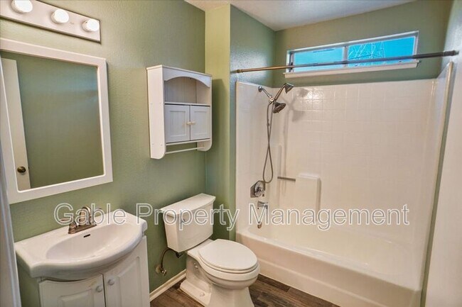 Building Photo - 27648 Susan Beth Way