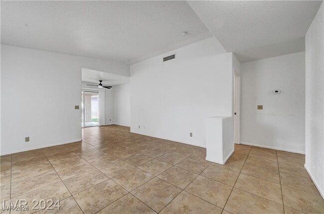 Building Photo - 8061 Draco Cir