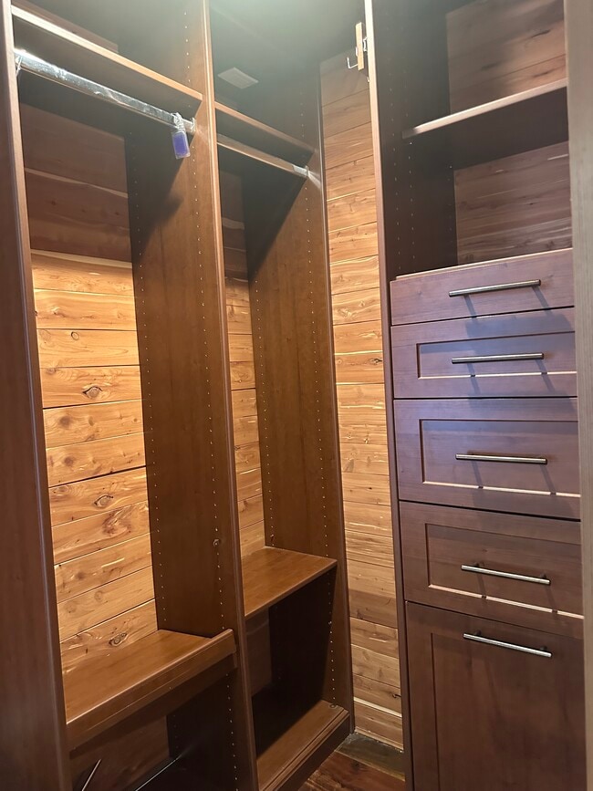 Building Photo - 1177 California St