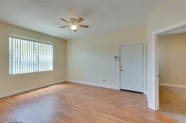 Building Photo - 8000 W Badura Ave