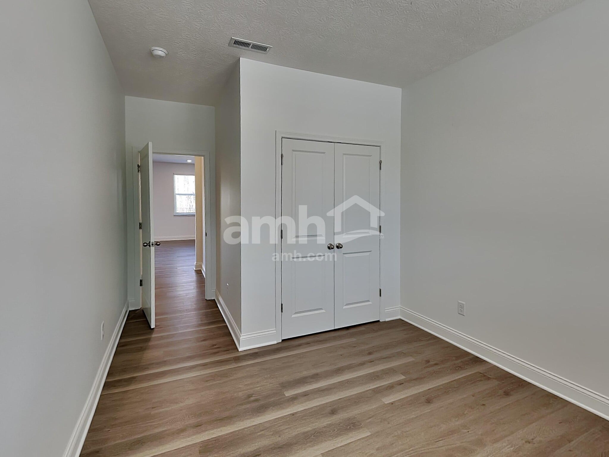 Building Photo - 1089 Broyles Xing SW